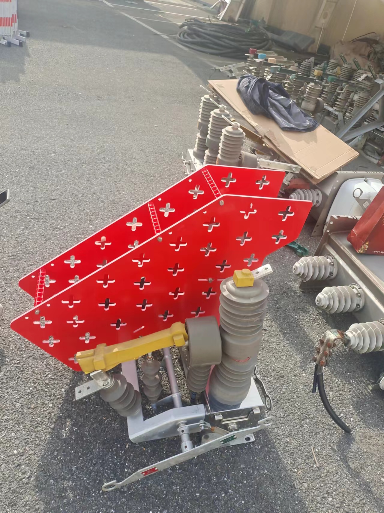 ba40da445f5f3190192d642403f18e4